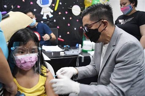 Muntinlupa LGU opens all sites for National Vaccination Days.